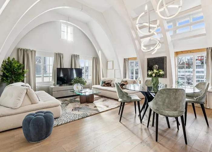 Old Town Diamond Penthouse Private Rooftop * Zürich