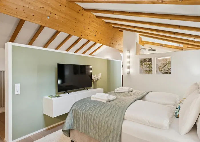 Old Town Diamond Penthouse Ac Private Rooftop