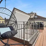 Old Town Diamond Penthouse Ac Private Rooftop *